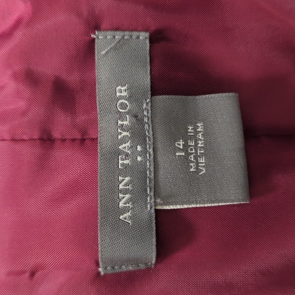 Ann Taylor Blazer - Picture 4 of 7